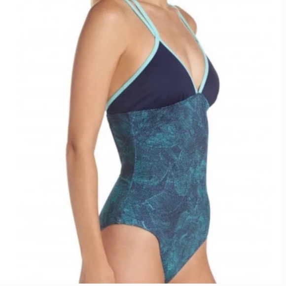Zella One Piece Blue Open Back Criss Cross Swim Suit New With Tags Size Small - Picture 5 of 12